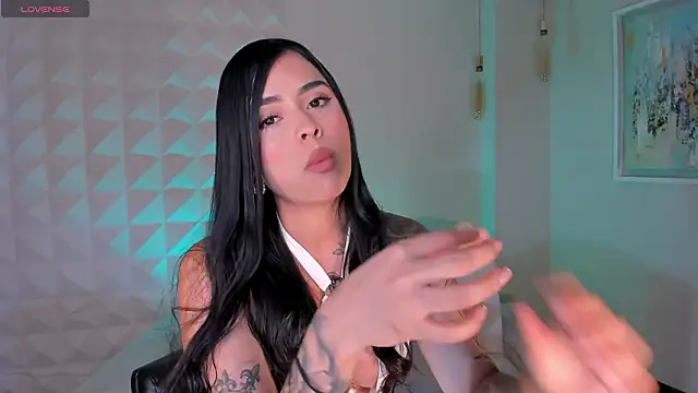 MariaHerrera  online show from 03-06-26, 08:27