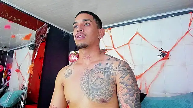 Snapshot of Damian09_ chatting on 10-31-25, 09:38 Damian09 online show from 10-31-25, 09:38