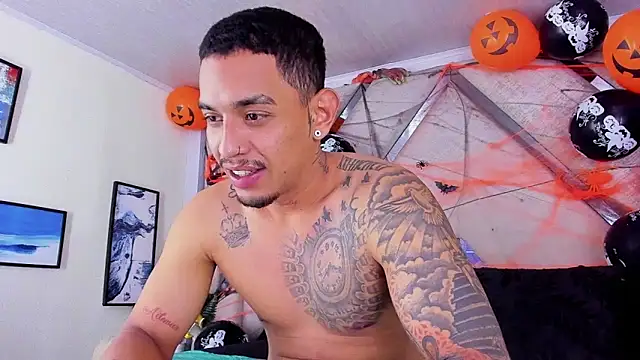 Snapshot of Damian09_ chatting on 11-03-25, 03:30 Damian09 online show from 11-03-25, 03:30