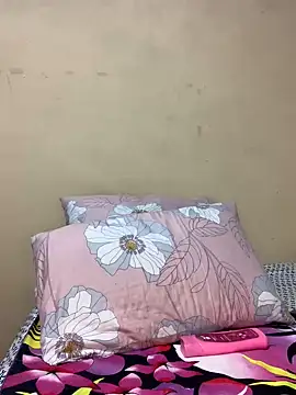 Snapshot of HornyxLadie chatting on 03-02-25, 07:23 HornyxLadie online show from 03-02-25, 07:23