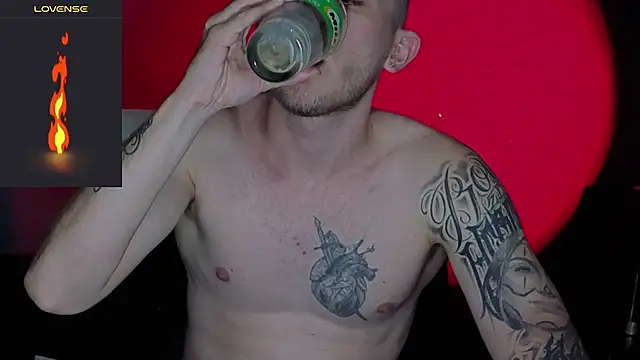 Dylanwhite23  online show from 02-07-26, 02:04