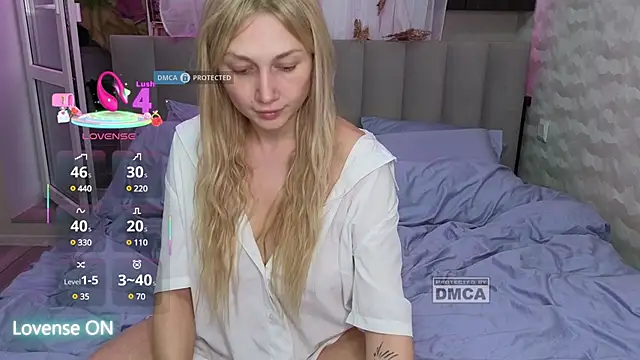 Snapshot of GoodGirl0024 chatting on 03-12-25, 08:10 GoodGirl0024 online show from 03-12-25, 08:10