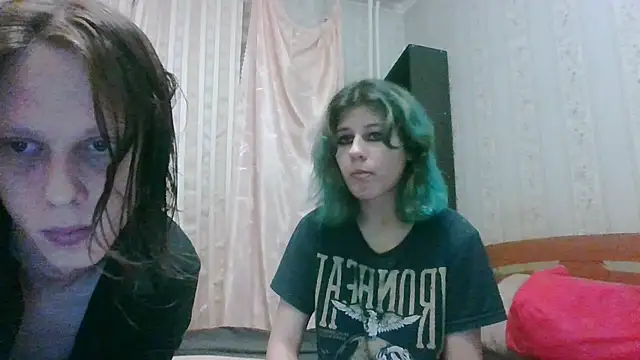 Snapshot of Crystal_Love_Porn chatting on 12-26-24, 09:37 Crystal Love Porn online show from 12-26-24, 09:37