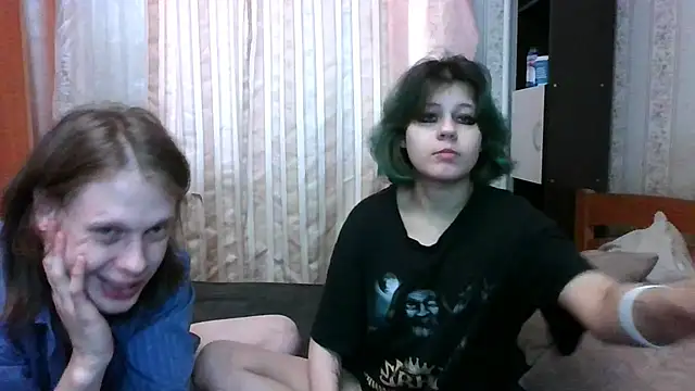 Snapshot of Crystal_Love_Porn chatting on 02-20-25, 12:04 Crystal Love Porn online show from 02-20-25, 12:04