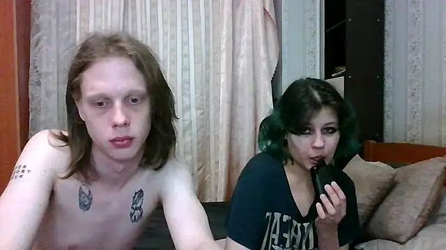 Snapshot of Crystal_Love_Porn chatting on 03-04-25, 04:27 Crystal Love Porn online show from 03-04-25, 04:27