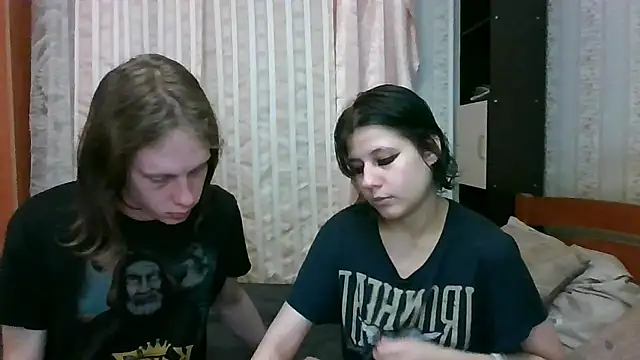 Snapshot of Crystal_Love_Porn chatting on 03-05-25, 02:56 Crystal Love Porn online show from 03-05-25, 02:56
