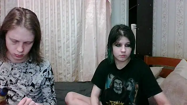 Snapshot of Crystal_Love_Porn chatting on 03-16-25, 10:20 Crystal Love Porn online show from 03-16-25, 10:20