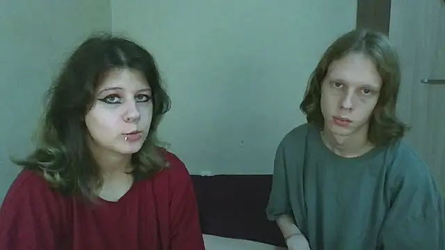 Snapshot of Crystal_Love_Porn chatting on 10-28-25, 02:37 Crystal Love Porn online show from 10-28-25, 02:37