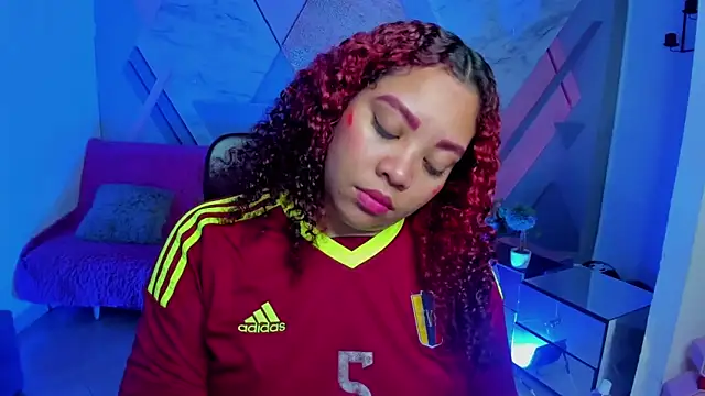 AngelaCoffee online show from 11-07-25, 03:28