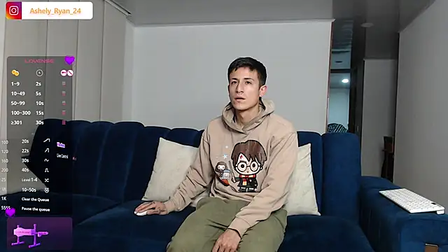 ashely ryan24 online show from 03-17-25, 11:43