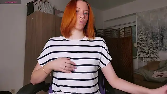 Snapshot of Caliiie-of chatting on 02-05-26, 06:51 Caliiie-of online show from 02-05-26, 06:51