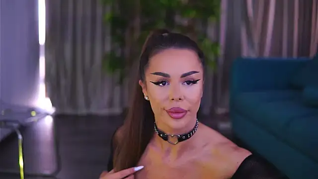 MissKiarra online show from 03-09-25, 08:51