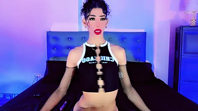 Snapshot of Tiffany_moonblack chatting on 11-27-25, 05:37 Tiffany moonblack online show from 11-27-25, 05:37