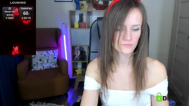 Snapshot of FrancescaCollins chatting on 12-31-24, 10:58 FrancescaCollins online show from 12-31-24, 10:58