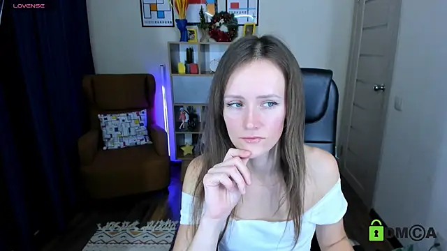 Snapshot of FrancescaCollins chatting on 01-03-25, 08:32 FrancescaCollins online show from 01-03-25, 08:32