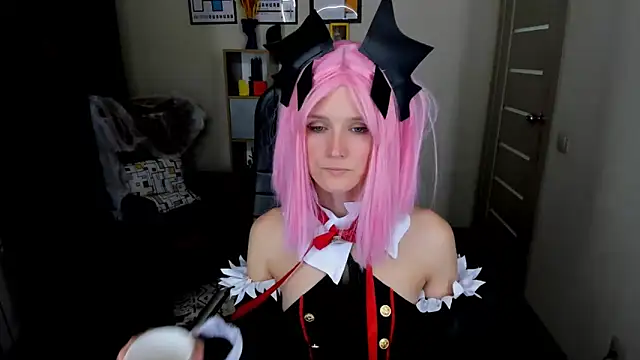 Snapshot of FrancescaCollins chatting on 10-27-25, 04:33 FrancescaCollins online show from 10-27-25, 04:33