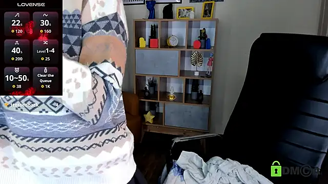 Snapshot of FrancescaCollins chatting on 11-02-25, 05:21 FrancescaCollins online show from 11-02-25, 05:21