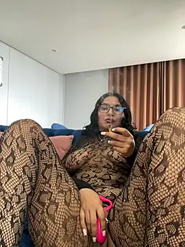 Indianbutter11 online show from 10-16-25, 06:14