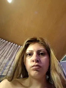 Emmily Walker online show from 12-18-25, 01:06