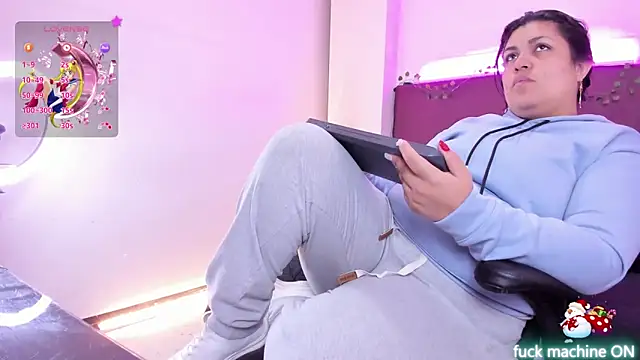 Karlee Greys  online show from 12-15-24, 01:22