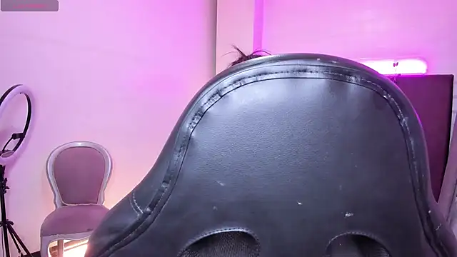 Karlee Greys  online show from 12-21-24, 11:02