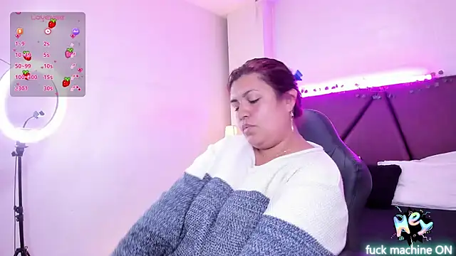 Karlee Greys  online show from 01-20-25, 07:46