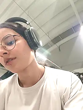  vaness online show from 12-21-24, 06:19