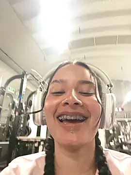  vaness online show from 12-30-24, 05:26