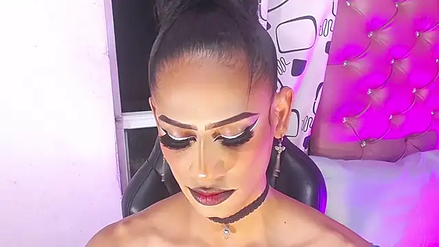 Aslhy Goddessx online show from 10-19-25, 03:29