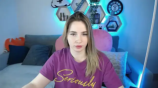 SabrinViolet online show from 03-18-25, 12:14