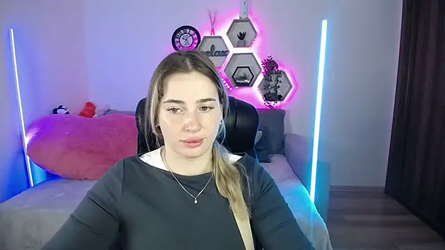 SabrinViolet online show from 10-07-25, 08:11