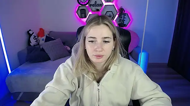 SabrinViolet online show from 11-05-25, 09:20