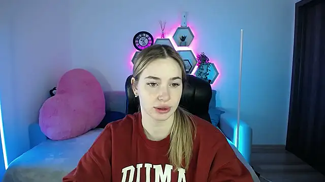 SabrinViolet online show from 01-11-26, 09:03