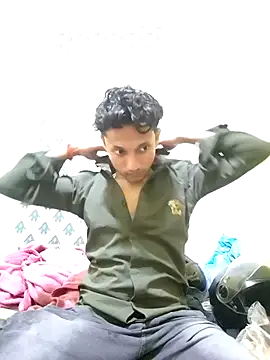 Snapshot of Indiandaddy11 chatting on 10-21-25, 05:13 Indiandaddy11 online show from 10-21-25, 05:13