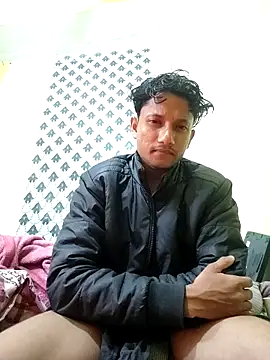 Snapshot of Indiandaddy11 chatting on 12-17-25, 07:31 Indiandaddy11 online show from 12-17-25, 07:31