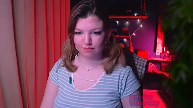 VioletteWay online show from 02-14-25, 03:58