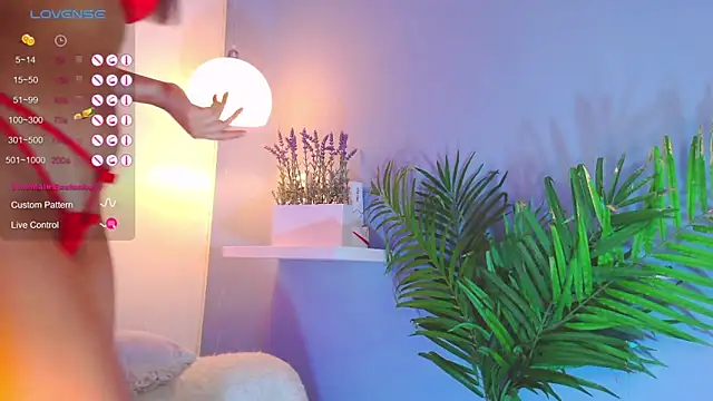 catalina  lovers online show from 02-15-25, 10:52