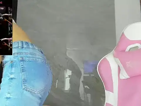 PamelaAnderson 2 online show from 03-09-25, 03:54