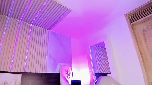 Violet spencer online show from 02-20-25, 11:43