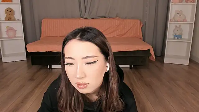 tinki winkii online show from 11-29-25, 04:59