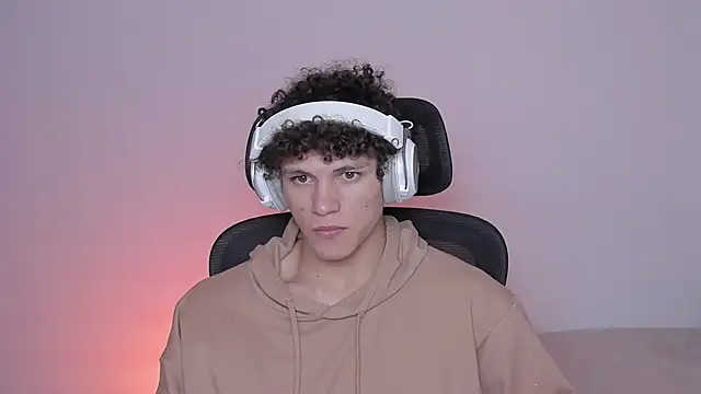 laurent nova online show from 10-08-25, 05:05