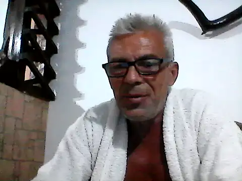 Picolo4111 online show from 09-22-25, 07:49
