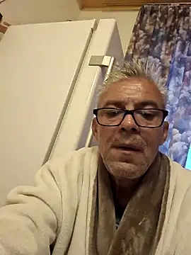 Picolo4111 online show from 10-05-25, 05:39