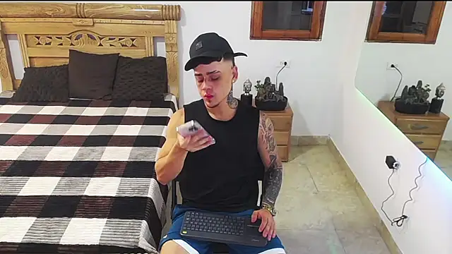 Snapshot of nino_rousse chatting on 11-25-25, 03:17 nino rousse online show from 11-25-25, 03:17