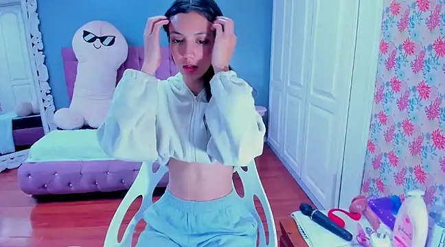 Snapshot of Iris_Stone_ chatting on 01-17-25, 08:22 Iris Stone online show from 01-17-25, 08:22