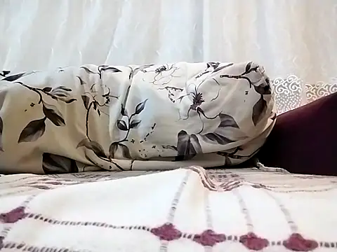 pedram95 online show from 10-26-25, 06:14