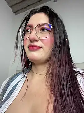 VioletPearson online show from 04-16-26, 08:48