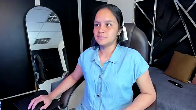 Ivanna18 x online show from 10-10-25, 03:38