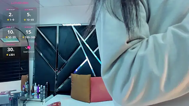 Ivanna18 x online show from 10-13-25, 03:39