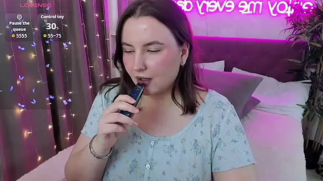 FeralPeach online show from 02-15-26, 06:54